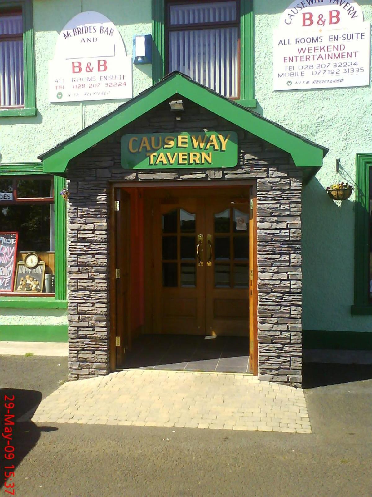בושמילס Causeway Tavern Bed & Breakfast מראה חיצוני תמונה