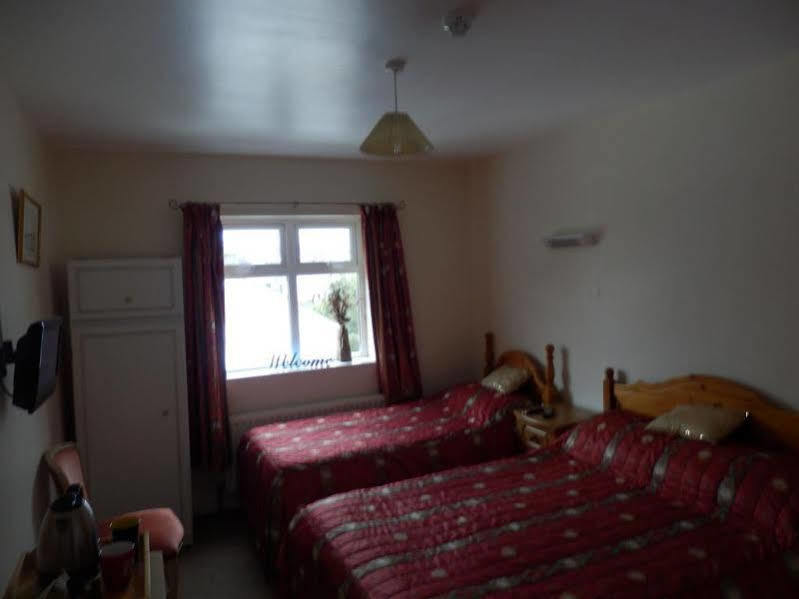 בושמילס Causeway Tavern Bed & Breakfast מראה חיצוני תמונה